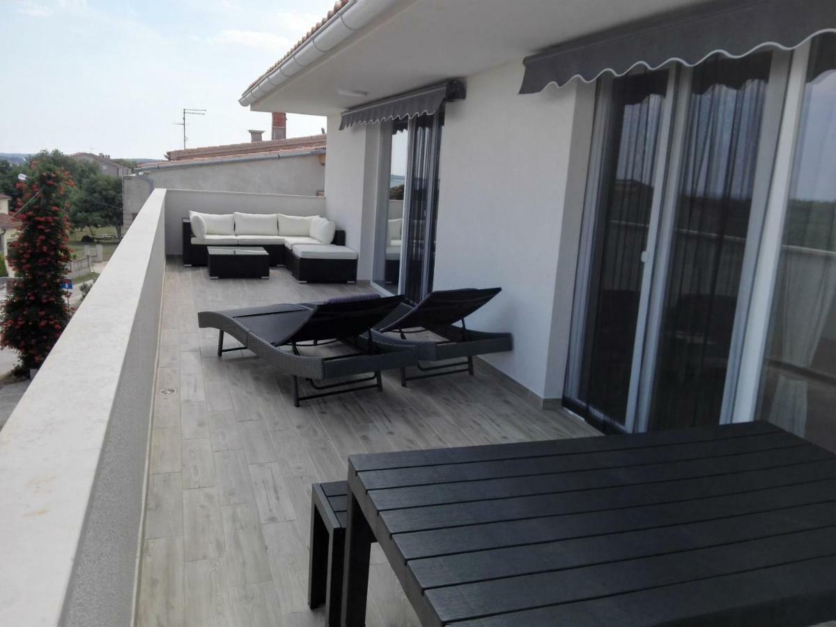 Apartment Rosenberg Μεντουλίν Εξωτερικό φωτογραφία